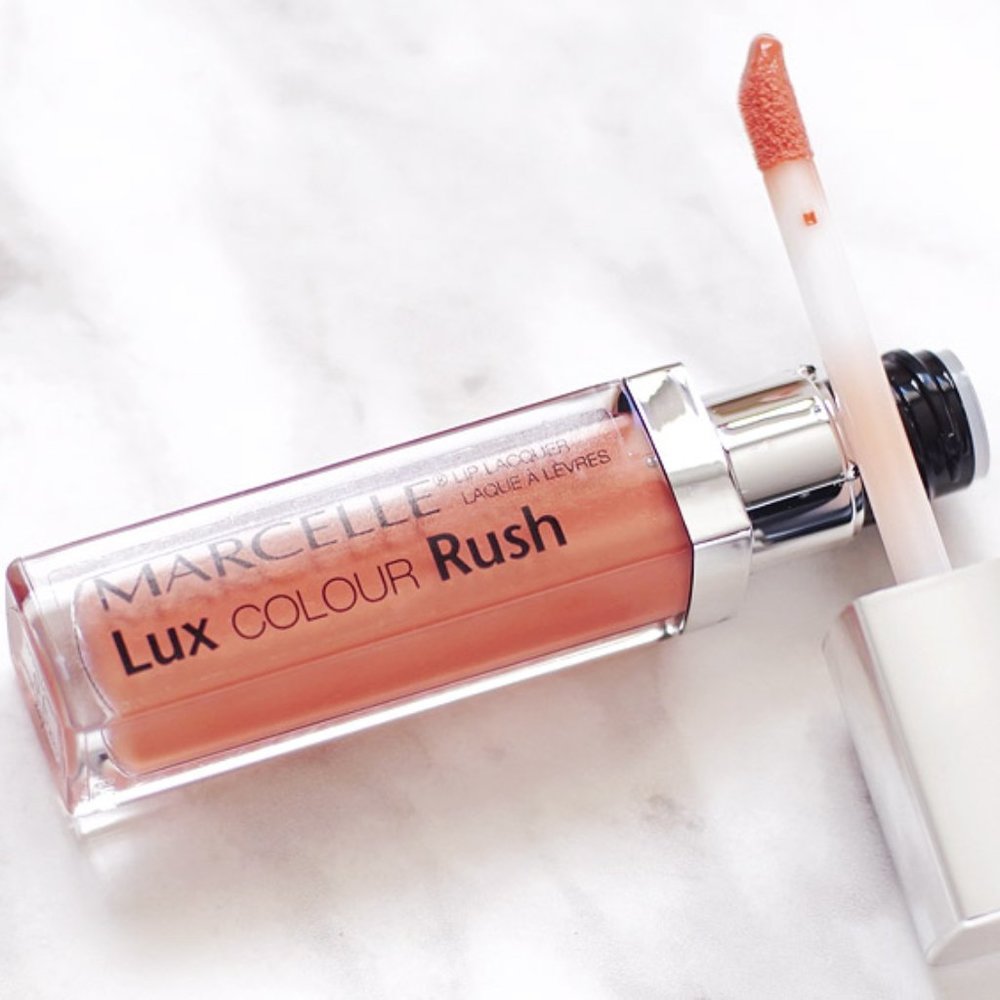 2/10 NWT Marcelle lux colour rush universal nude lip lacquer